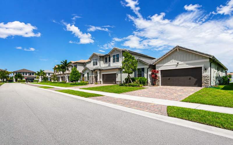 4 bedroom Single Family Residence at 8231 Tailshot Court, Fields At Gulfstream Polo, Lake Worth — photo 5