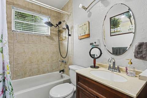 6714 Atlanta Street, Hollywood FL - photo 13 of 26