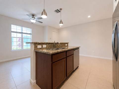 726 SW 1st Way, Pompano Beach FL - photo 8 of 58