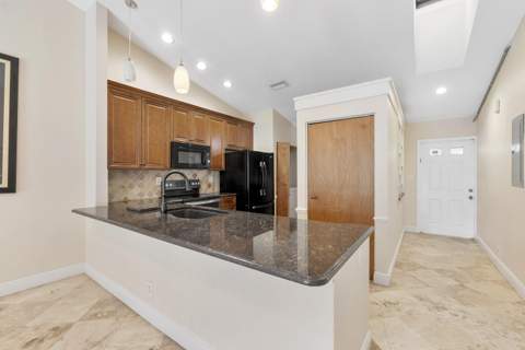 22686 Vistawood Way, Boca Raton FL - photo 10 of 52