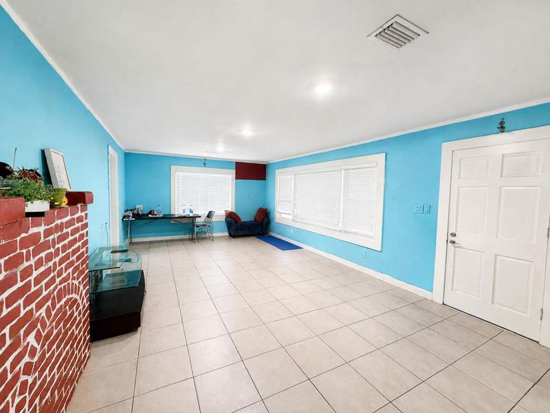 3 bedroom Single Family Residence at 1204 Easter Avenue, Cramer'S Addition, Fort Pierce — photo 5