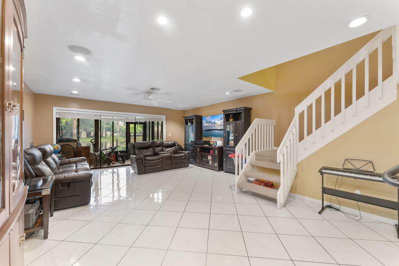 2 bedroom Townhouse at 4321 Carambola Circle #403-F, Tartan Coconut Creek Phase II, Coconut Creek — photo 3