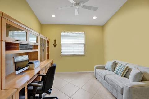 7907 Lando Avenue, Boynton Beach FL - photo 10 of 102