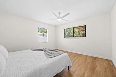 413 NE 25th Avenue, Pompano Beach FL - photo 12 of 28