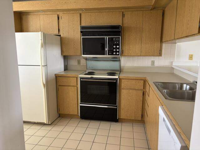 2 bedroom Condominium at 2601 Village Boulevard #Apt 406, Whitehall Village, West Palm Beach — photo 2