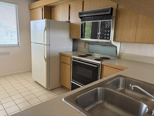 2 bedroom Condominium at 2601 Village Boulevard #Apt 406, Whitehall Village, West Palm Beach — photo 3