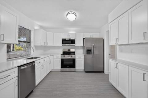 9820 NW 15th Street, Plantation FL - photo 6 of 23