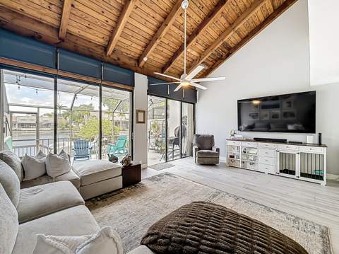 11313 NW 15th Street, Pembroke Pines FL - photo 7 of 58