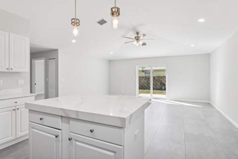 5232 SE 55th Terrace, Stuart FL - photo 8 of 38