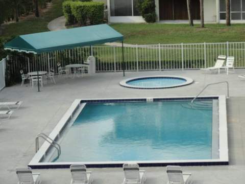 2601 Village Boulevard #Apt 406, West Palm Beach FL - photo 13 of 17