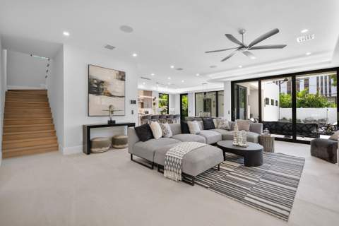 715 SE 4th Avenue, Delray Beach FL - photo 7 of 107