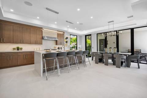 715 SE 4th Avenue, Delray Beach FL - photo 11 of 107