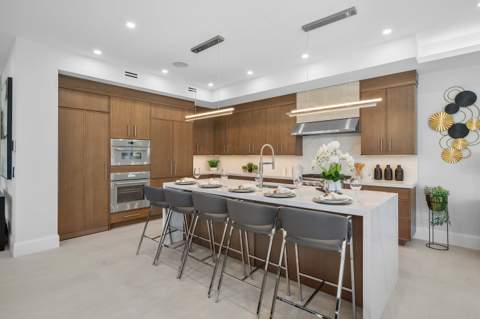 715 SE 4th Avenue, Delray Beach FL - photo 14 of 107
