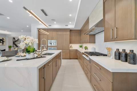 715 SE 4th Avenue, Delray Beach FL - photo 17 of 107
