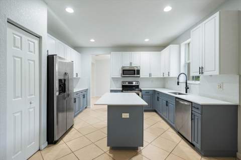 890 Hawthorn Terrace, Weston FL - photo 12 of 62