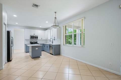 890 Hawthorn Terrace, Weston FL - photo 14 of 62