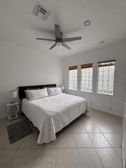 9142 Bay Point Circle, West Palm Beach FL - photo 15 of 24