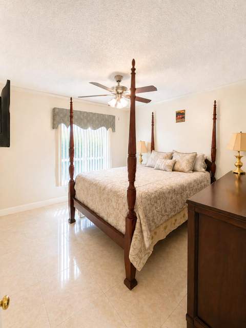 1412 SW 75th Avenue, North Lauderdale FL - photo 10 of 24