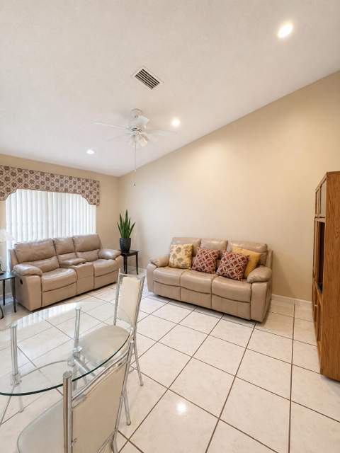1412 SW 75th Avenue, North Lauderdale FL - photo 9 of 24