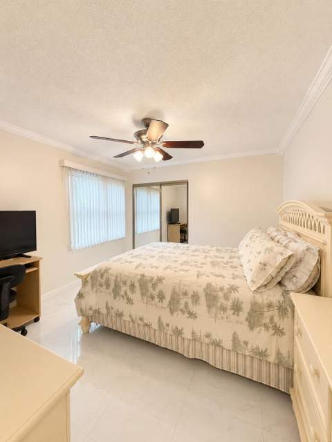 1412 SW 75th Avenue, North Lauderdale FL - photo 12 of 24