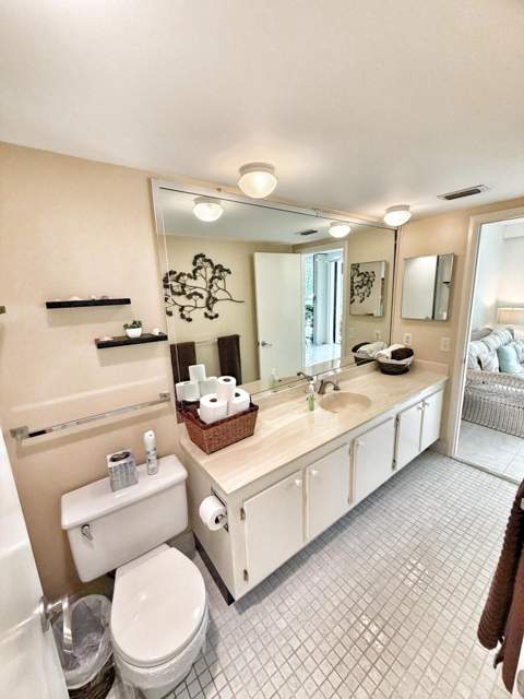 3452 NE Causeway Boulevard #102, Hutchinson Island FL - photo 18 of 23