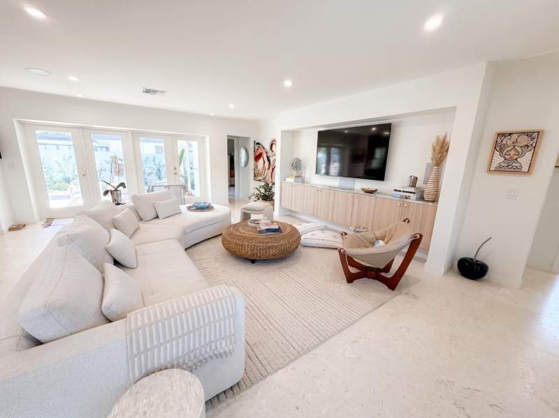 4 bedroom Single Family Residence at 1584 Blue Water Terrace, Bel-Air, Lauderdale-By-The-Sea — photo 3