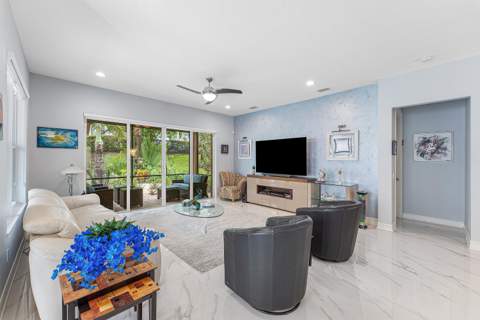 9989 Yellowfield Drive, Boynton Beach FL - photo 7 of 68