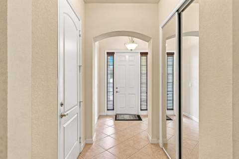 6179 NW Helmsdale Way, Port St. Lucie FL - photo 6 of 67