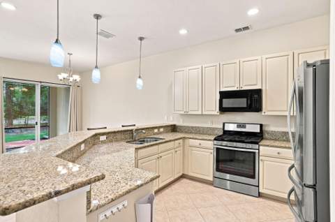 6179 NW Helmsdale Way, Port St. Lucie FL - photo 14 of 67