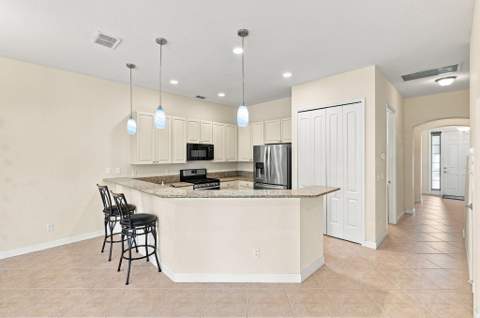 6179 NW Helmsdale Way, Port St. Lucie FL - photo 12 of 67