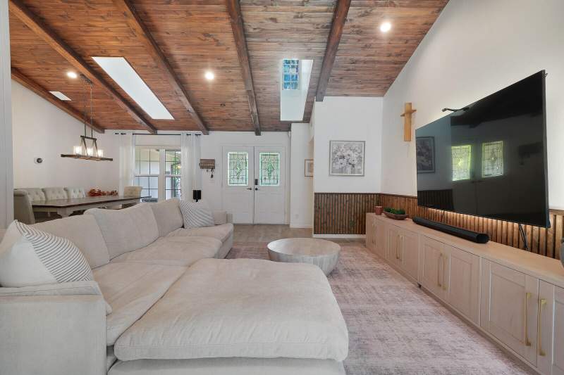 4 bedroom Single Family Residence at 12212 82nd Street, The Acreage, West Palm Beach — photo 3