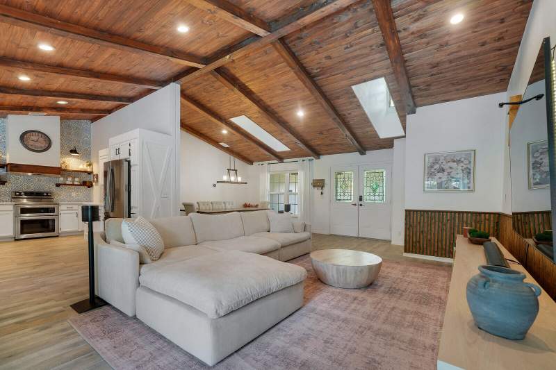4 bedroom Single Family Residence at 12212 82nd Street, The Acreage, West Palm Beach — photo 2