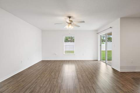 790 NW Kingston Street, Port St. Lucie FL - photo 6 of 25