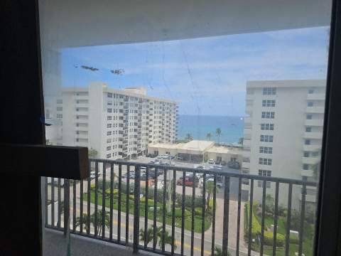 1150 Hillsboro Mile #812, Hillsboro Beach FL - photo 10 of 23