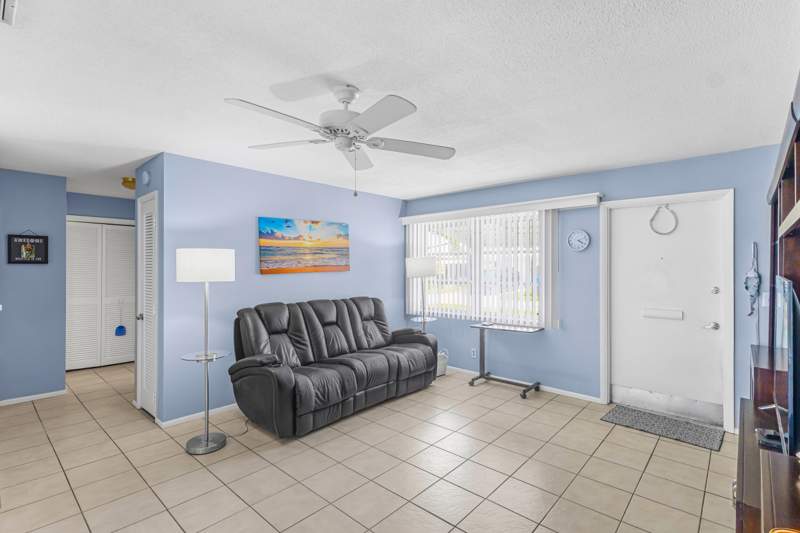 2 bedroom Single Family Residence at 1103 Siesta Avenue, Palm Beach Leisureville Replat, Boynton Beach — photo 3