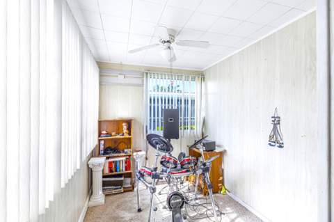 1103 Siesta Avenue, Boynton Beach FL - photo 9 of 31