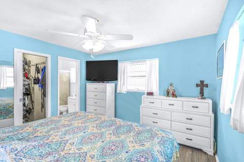 1103 Siesta Avenue, Boynton Beach FL - photo 15 of 31