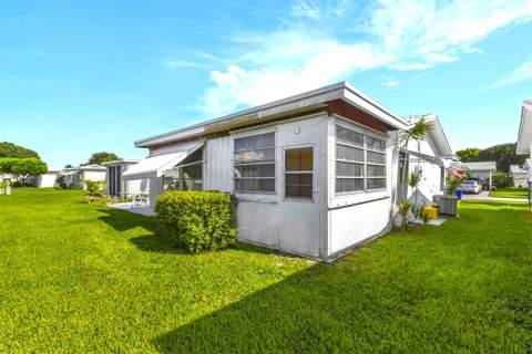 1103 Siesta Avenue, Boynton Beach FL - photo 18 of 31