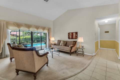 3839 NW 72nd Drive, Coral Springs FL - photo 13 of 43