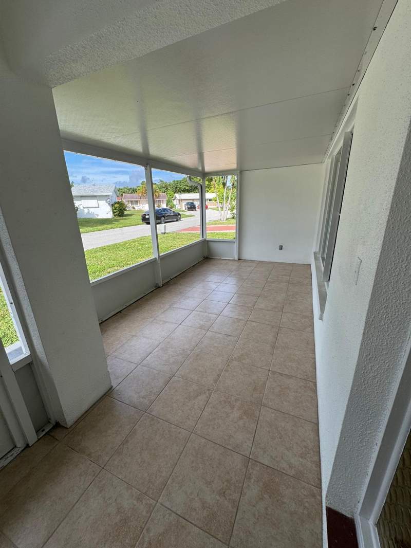 2 bedroom Single Family Residence at 4734 NW 49th Court, Mainlands Of Tamarac Lakes, Tamarac — photo 4