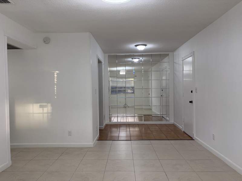 2 bedroom Condominium at 298 SW 6th Street #109, Golden Arrow Condo, Boca Raton — photo 3
