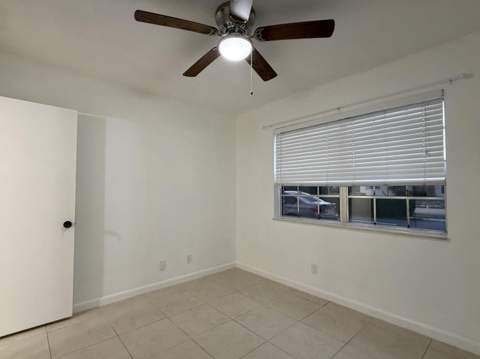 298 SW 6th Street #109, Boca Raton FL - photo 10 of 25
