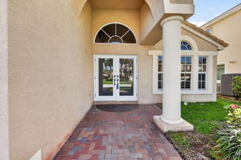 1021 SE Westminster Place, Stuart FL - photo 10 of 72