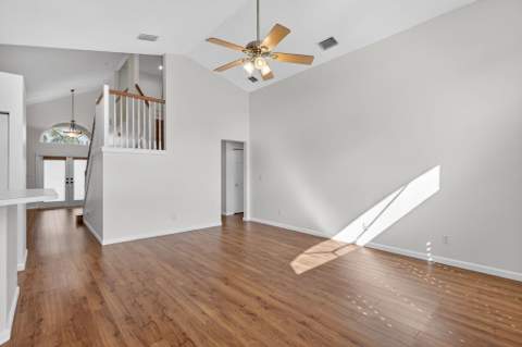 1021 SE Westminster Place, Stuart FL - photo 18 of 72