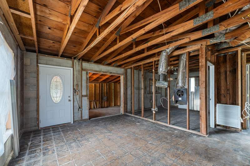 3 bedroom Single Family Residence at 2102 Avenue P, Southern Pines, Fort Pierce — photo 5