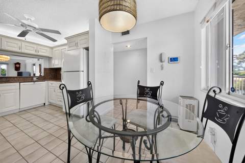7348 N Devon Drive #203, Tamarac FL - photo 6 of 41