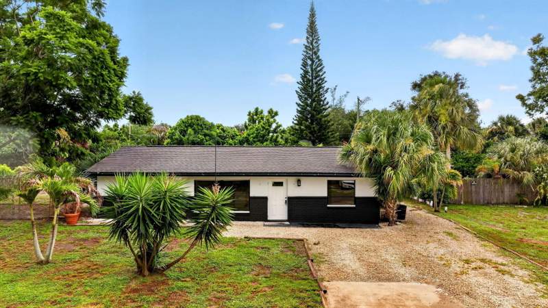 3 bedroom Single Family Residence at 820 E 13TH Street, ELDORADO HEIGHTS, Stuart — photo 1