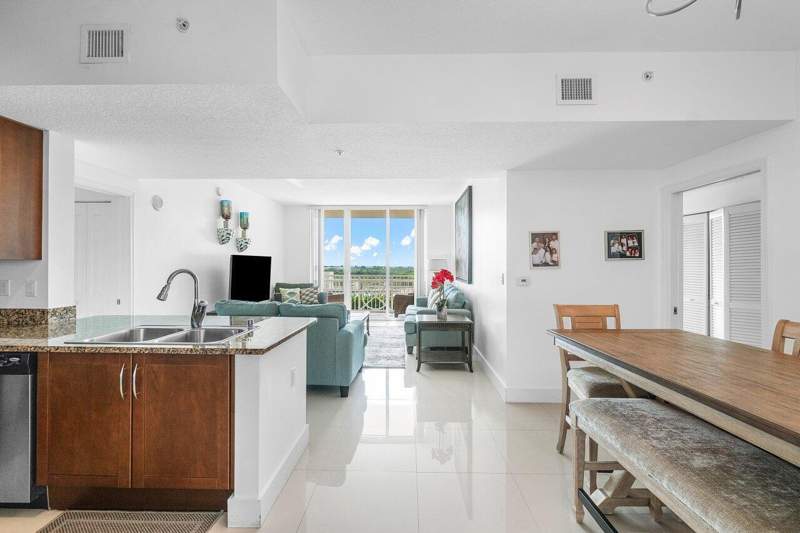 2 bedroom Condominium at 350 N Federal Highway #Apt 606, Casa Costa Condo, Boynton Beach — photo 2