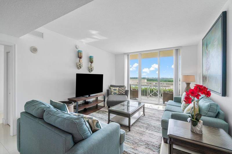 2 bedroom Condominium at 350 N Federal Highway #Apt 606, Casa Costa Condo, Boynton Beach — photo 4
