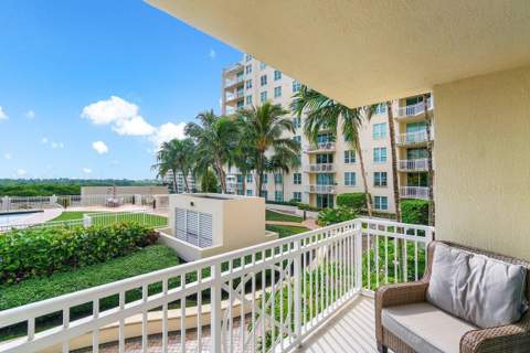 350 N Federal Highway #Apt 606, Boynton Beach FL - photo 17 of 33
